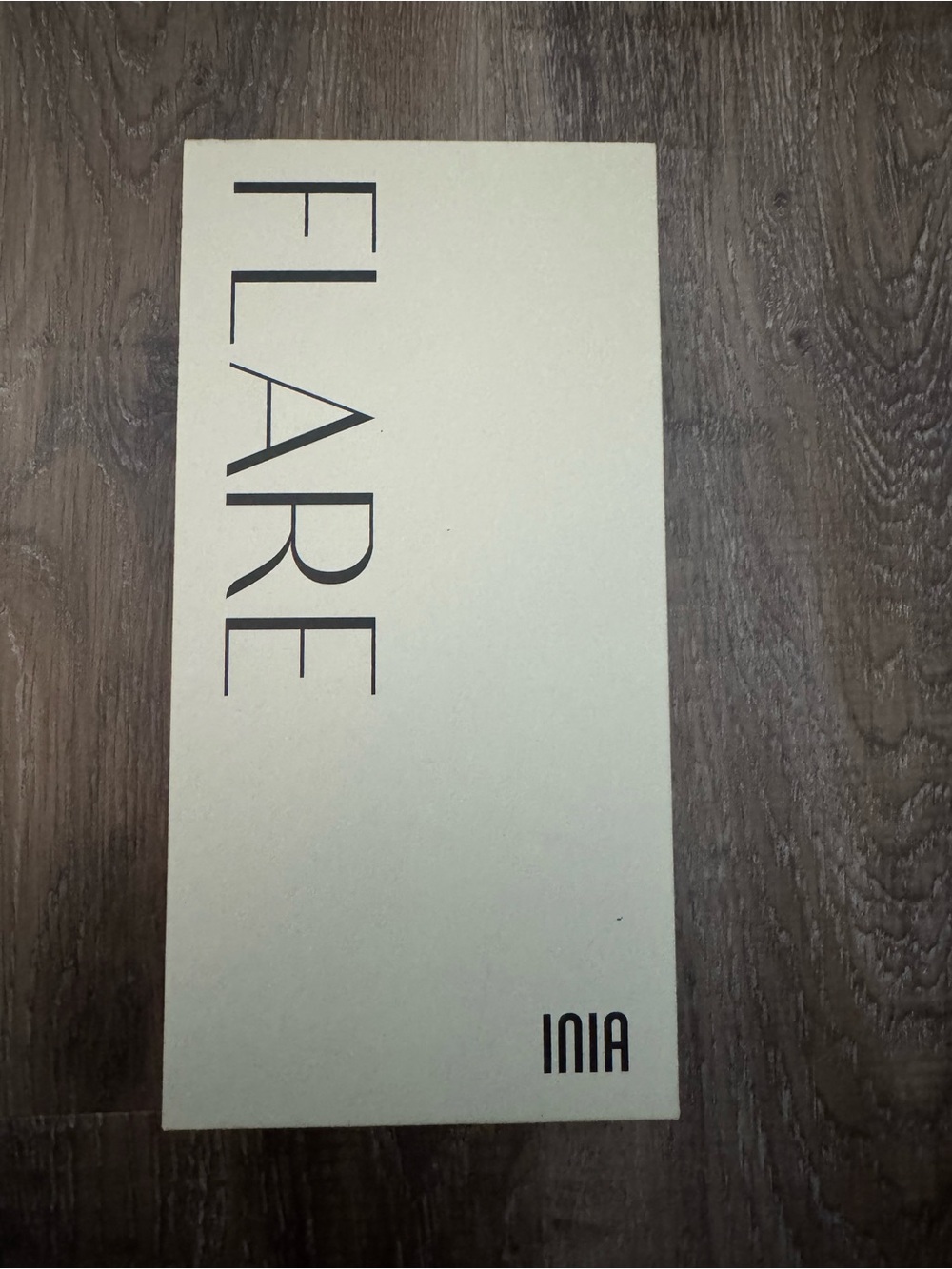 Iniq Flare facial wand for lifting tightening red light therapy